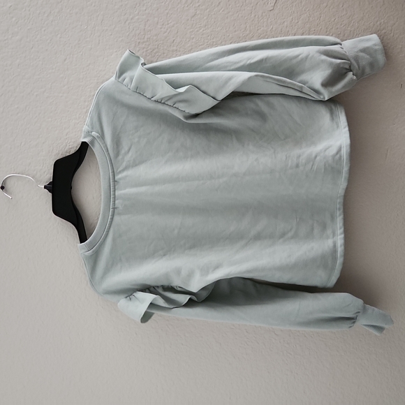 Almost Famous - Ruffle Sweater - Picture 3 of 3